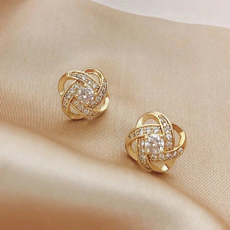 New Exquisite Shiny Zircon Heart Flower Earrings Elegant Square Geometric Crystal Earrings for Women Fashion Jewelry Gift