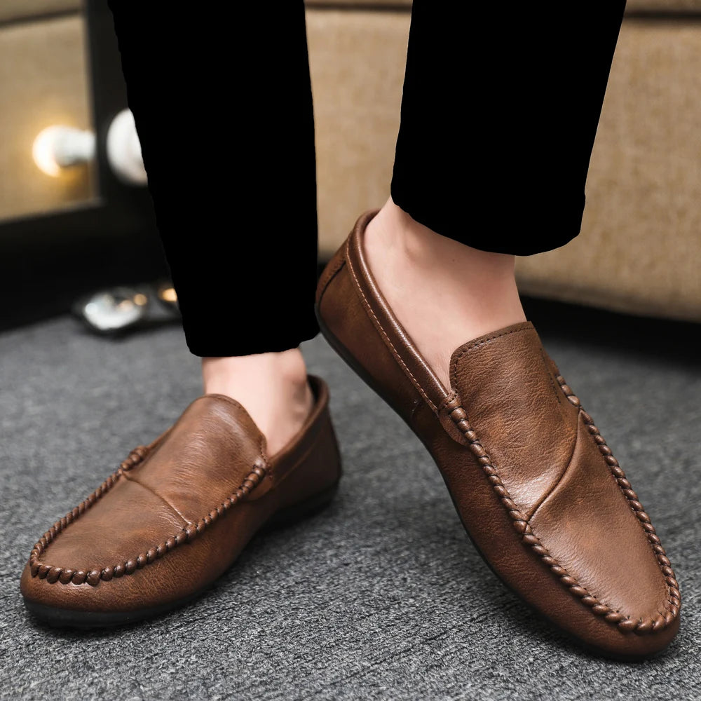 2025 Spring/Autumn Men's Footwear: Minimalist Design Loafers Elegant Khaki-Coloured Work Shoes Student Footwear