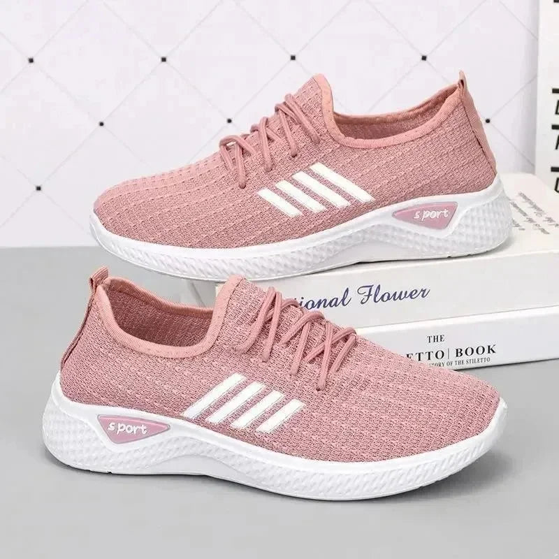 New Trendy Women's Mesh Low-Top Running Sneakers with Air Mesh for Spring and Summer Women Flat Shoes
