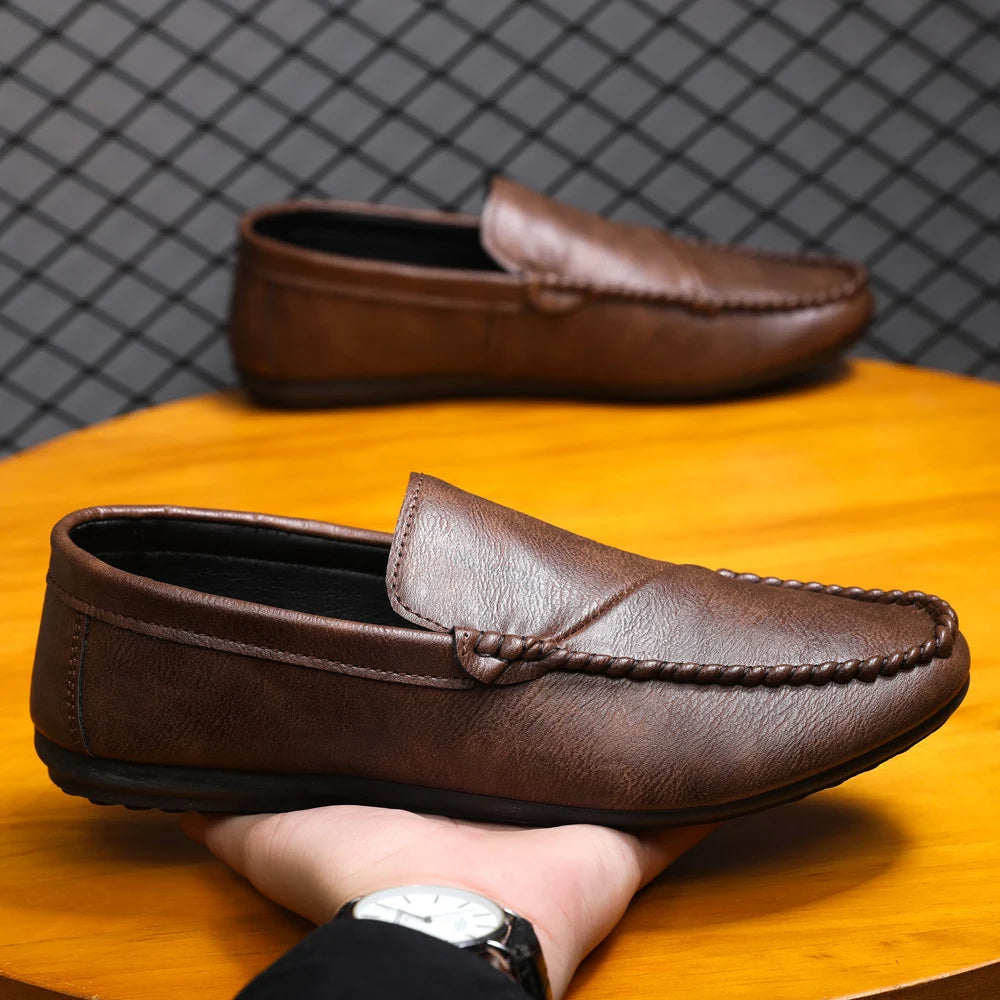 2025 Spring/Autumn Men's Footwear: Minimalist Design Loafers Elegant Khaki-Coloured Work Shoes Student Footwear
