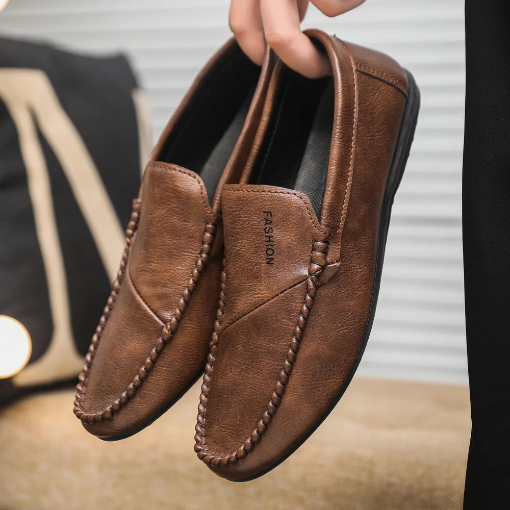 2025 Spring/Autumn Men's Footwear: Minimalist Design Loafers Elegant Khaki-Coloured Work Shoes Student Footwear