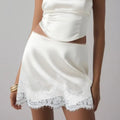 Women Satin Mini Skirts Casual Elegant Solid Color Lace Hem Skirt for Beach Vacation Party Club Y2K Going Out Streetwear